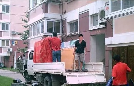 綿陽個(gè)人搬家服務(wù)指南 城搬家拉貨與附近貨車?yán)洶峒胰馕?>
</a>
<div   id=